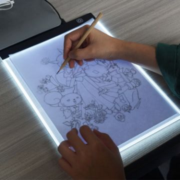 Picture of Ultra-thin A4 Size Portable USB LED Artcraft Tracing Light Box Copy Board for Artists Drawing Sketching Animation and X-ray Viewing