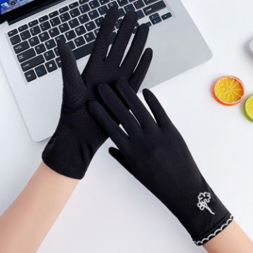 Free Code Summer Sunscreen UV Protection Ice Silk Gloves (Black) - 1